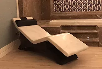 سرير استرخاء رخامي